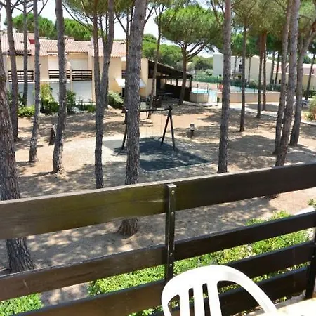 Studio In With Swimming Pool 156 Διαμέρισμα